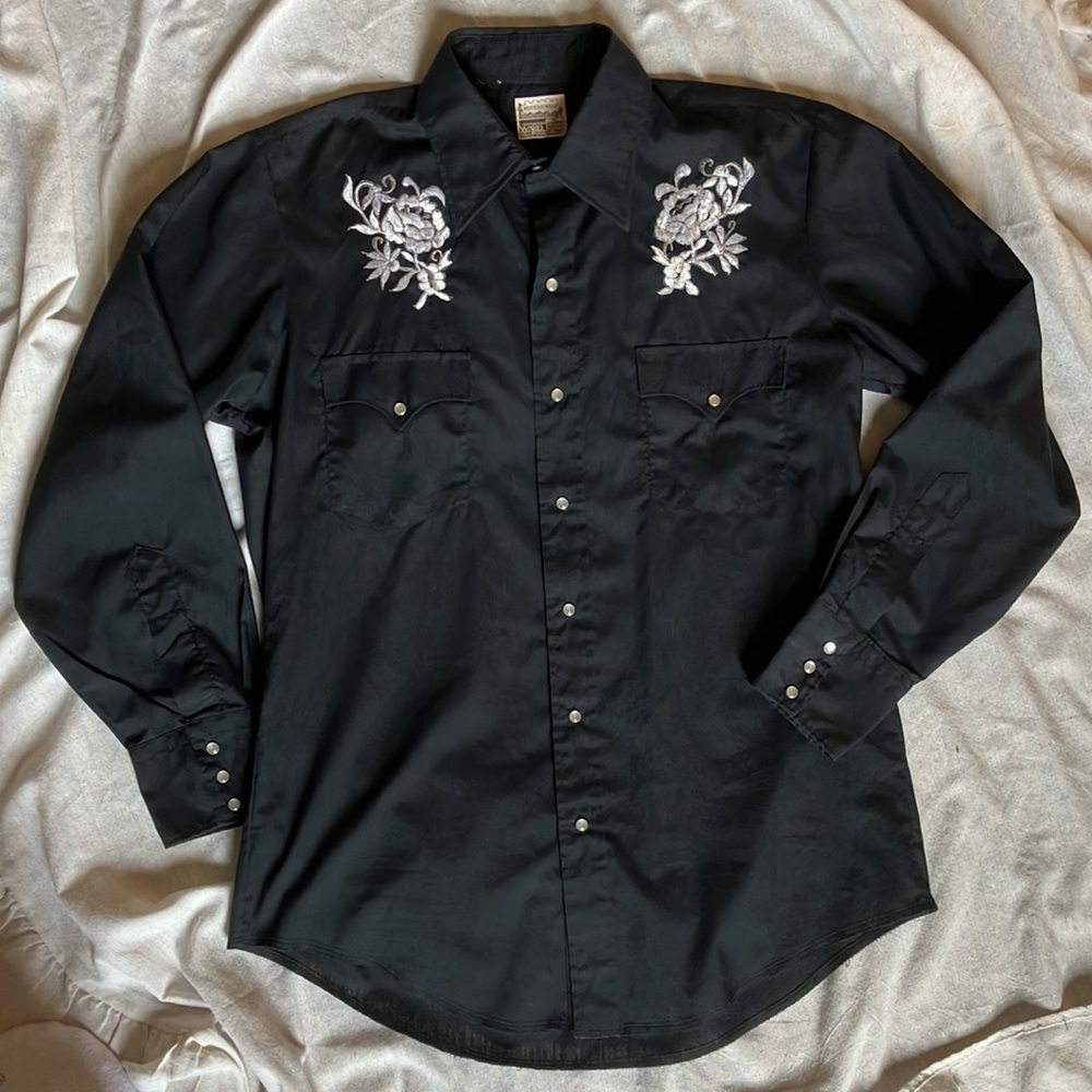 Vintage Embroidered Western Pearl Snap Shirt